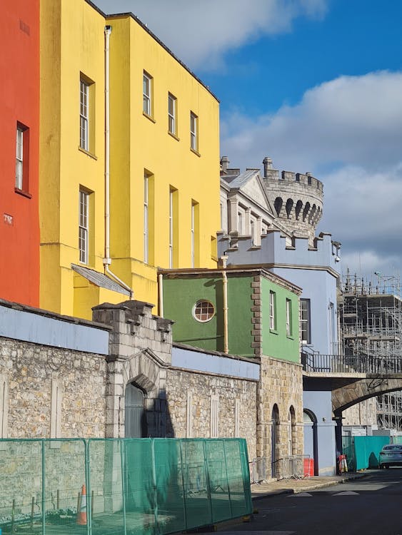 Starling Bank Expands European Footprint with Dublin Office and New Licence Application